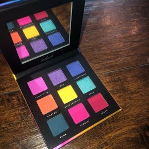 AFTER SHOCK PALETTE ❤️